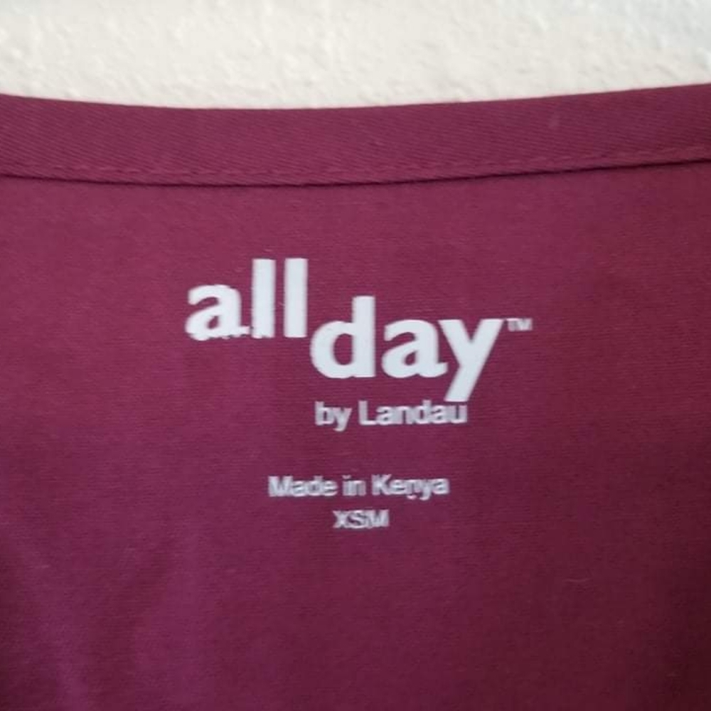 SCRUB TOP - Picture 4 of 6
